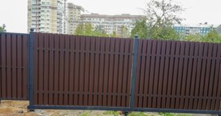 Купить распашные ворота из штакетника Лениногорск, цена от 2790 руб.